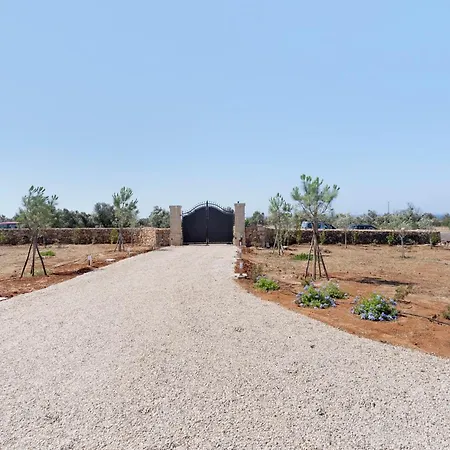 Trullo La Luz Racale